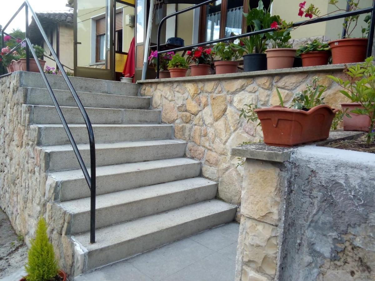 Вилла La Casina De La Bisa Сото-де-лас-Дуэньяс Экстерьер фото